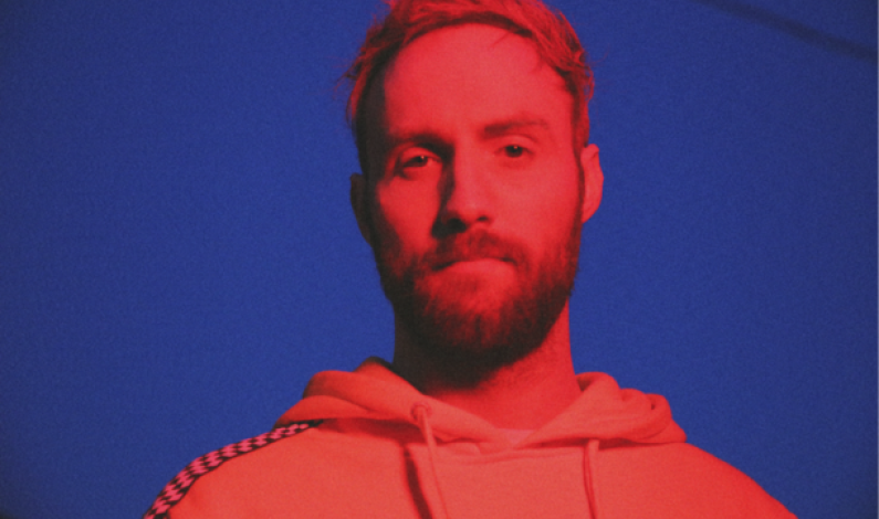 RUSTON KELLY EXTENDS 2020 HEADLINE TOUR RUSTON KELLY EXTENDS 2020 HEADLINE TOUR