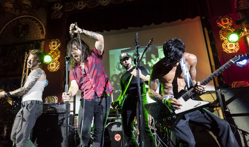 Rock N Roll Reunion – Smokin Hot! Rock N Roll Reunion – Smokin Hot!