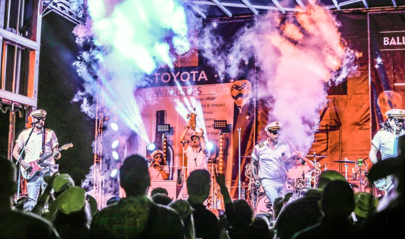 The Yächtley Crëw arrive for the Temecula Balloon and Wine Festival The Yächtley Crëw arrive for the Temecula Balloon and Wine Festival